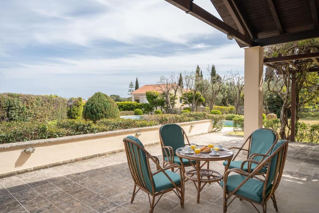 Villa Loukia Spartià Exterior photo
